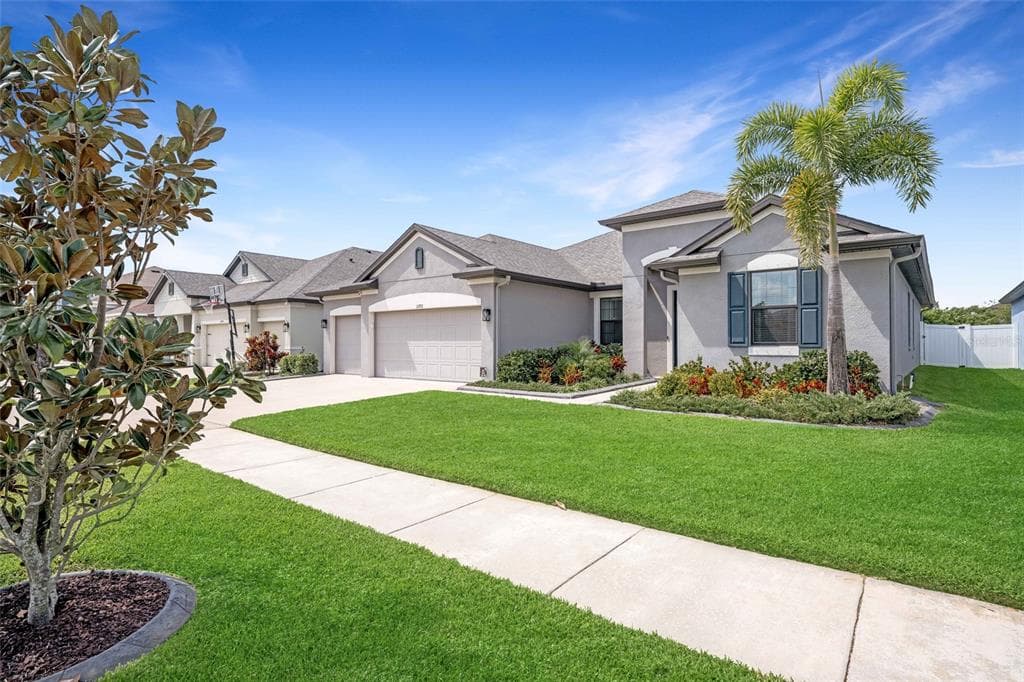 11933 SUNBURST MARBLE ROAD RIVERVIEW, FL 33579
