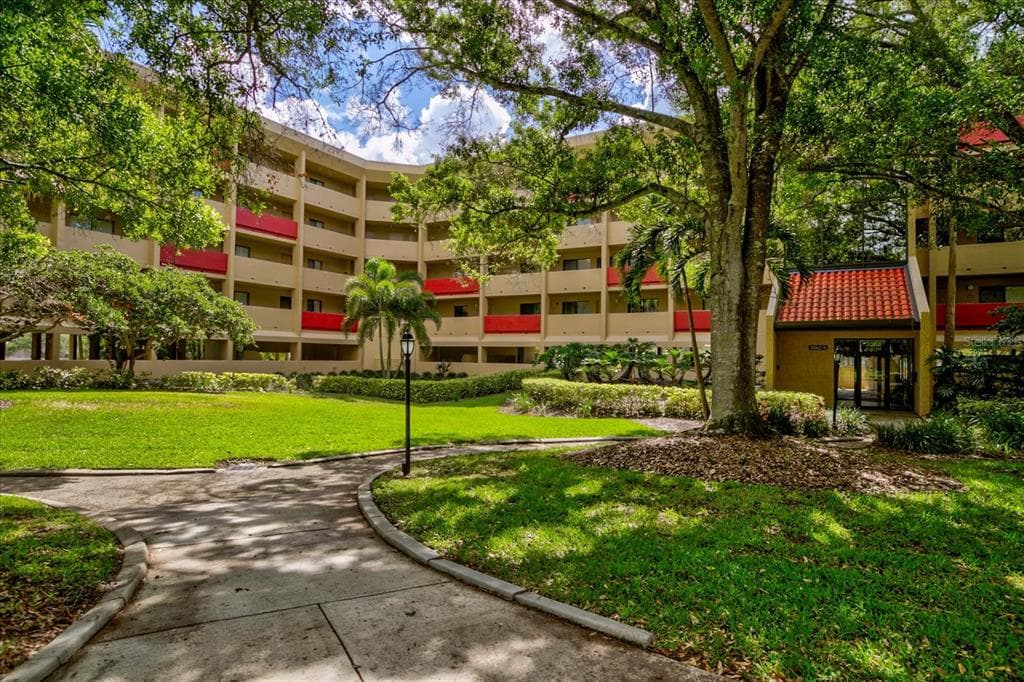 3062 EASTLAND BOULEVARD UNIT 115 CLEARWATER, FL 33761