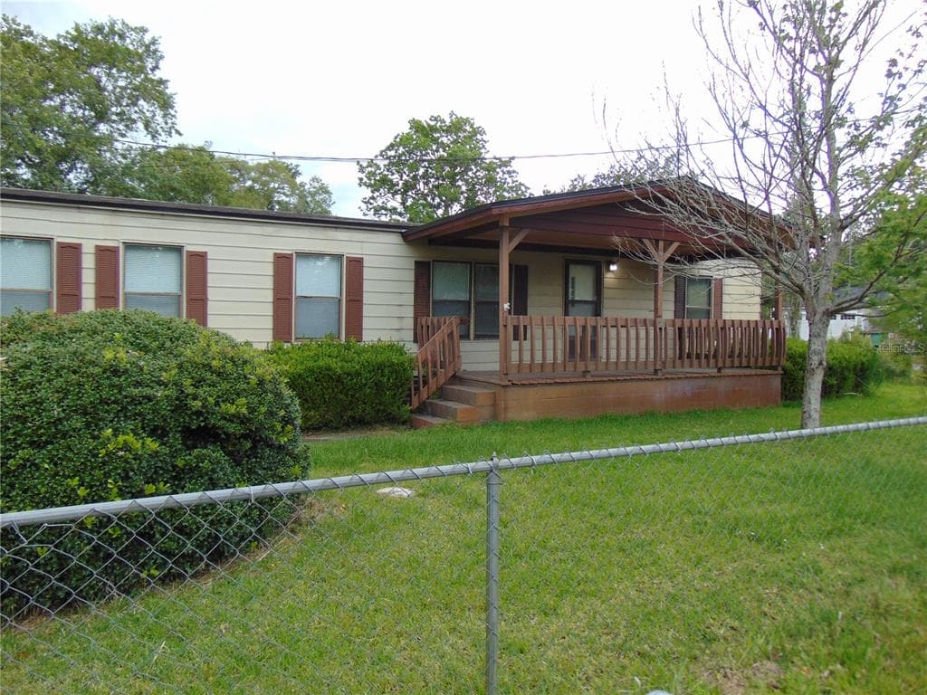 5620 KINKAID ROAD JACKSONVILLE, FL 32244