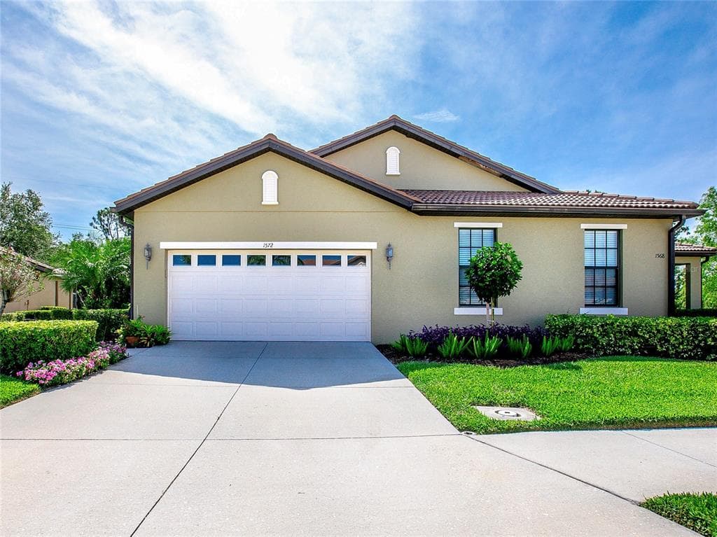 1572 MASENO DRIVE VENICE, FL 34292