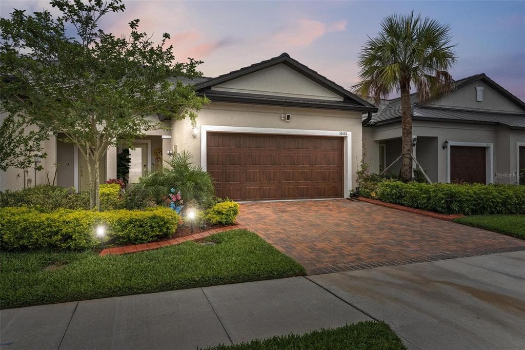 10486 ECHO DOCK LOOP SAN ANTONIO, FL 33576