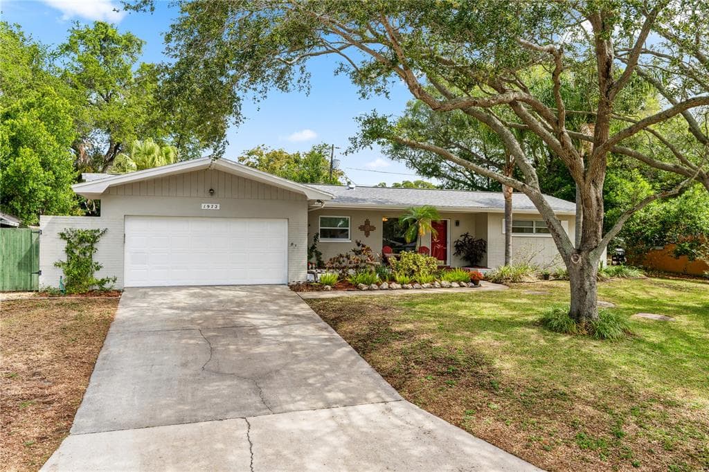1972 REBECCA DRIVE CLEARWATER, FL 33764