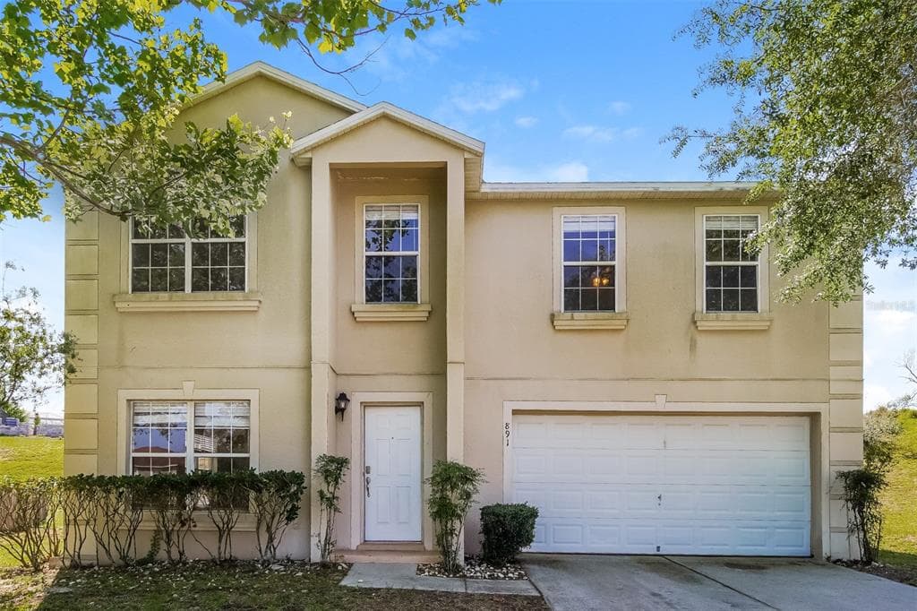 891 WOODVALE STREET CLERMONT, FL 34711
