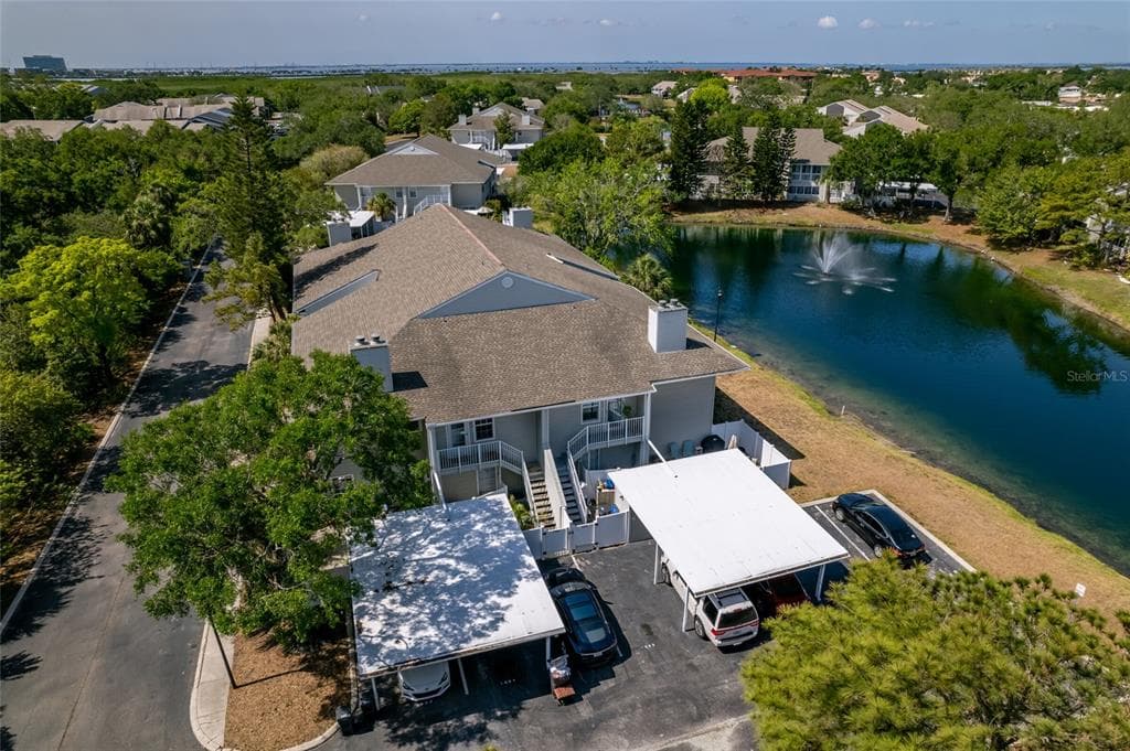 8350 SAVANNAH TRACE CIRCLE UNIT 1804 TAMPA, FL 33615