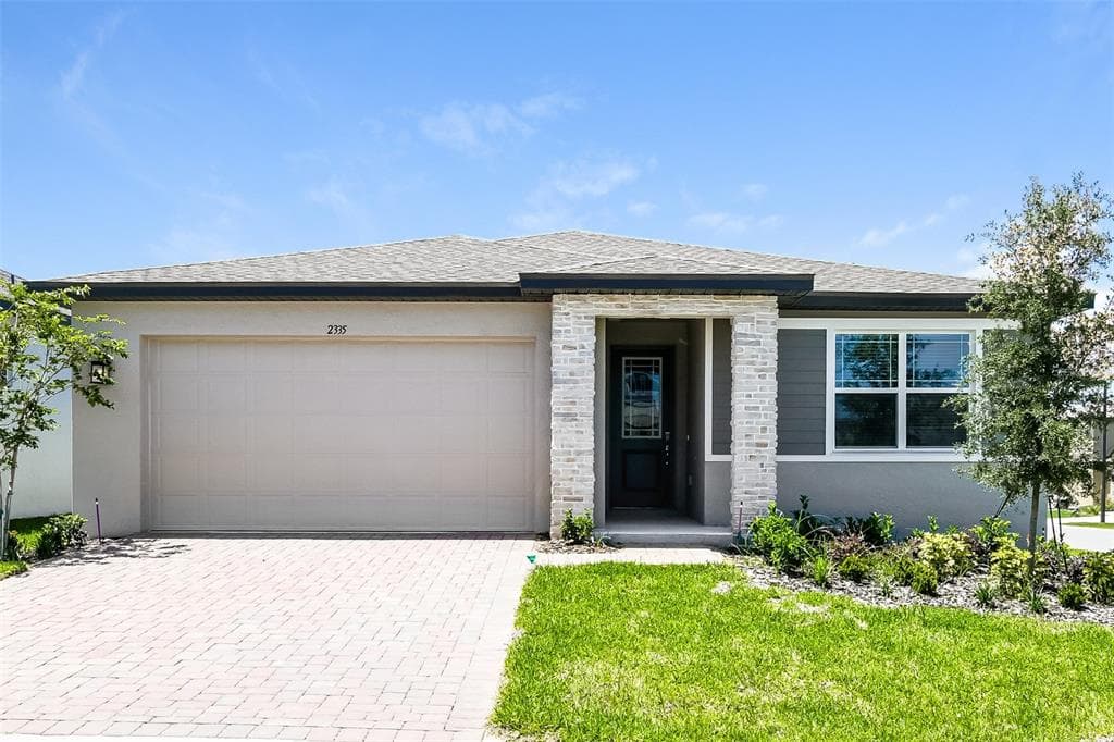 2335 RAVEN RIDGE ROAD MINNEOLA, FL 34715