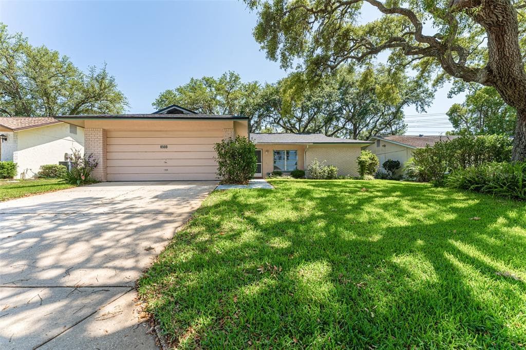8500 WINDING WOOD DRIVE PORT RICHEY, FL 34668
