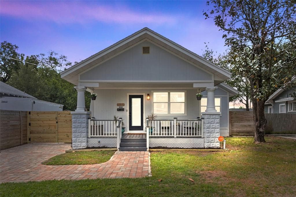 103 E NORTH STREET TAMPA, FL 33604