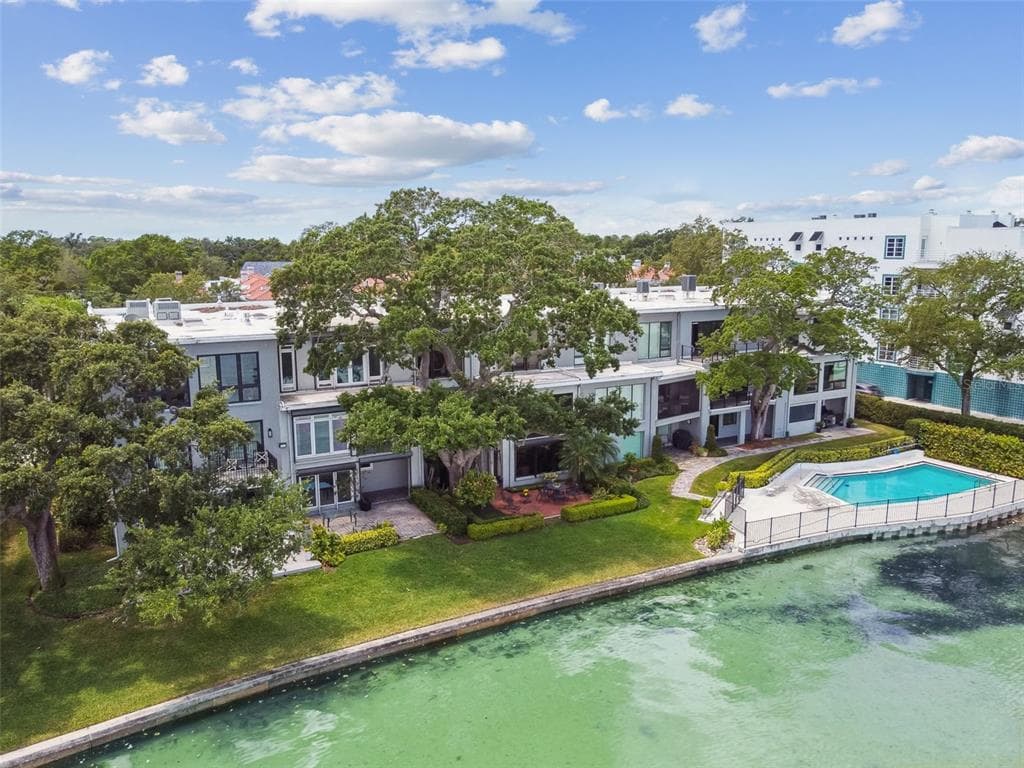 5010 BAYSHORE BOULEVARD UNIT 5