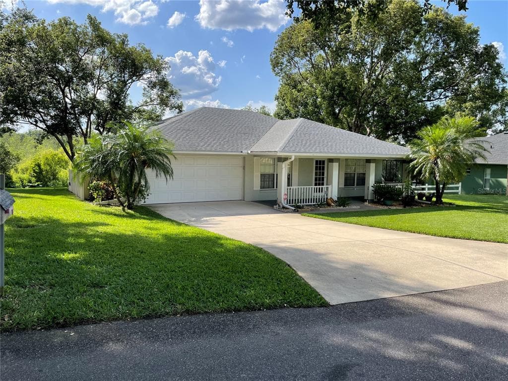 194 S LAKE MARIAM DRIVE WINTER HAVEN, FL 33884