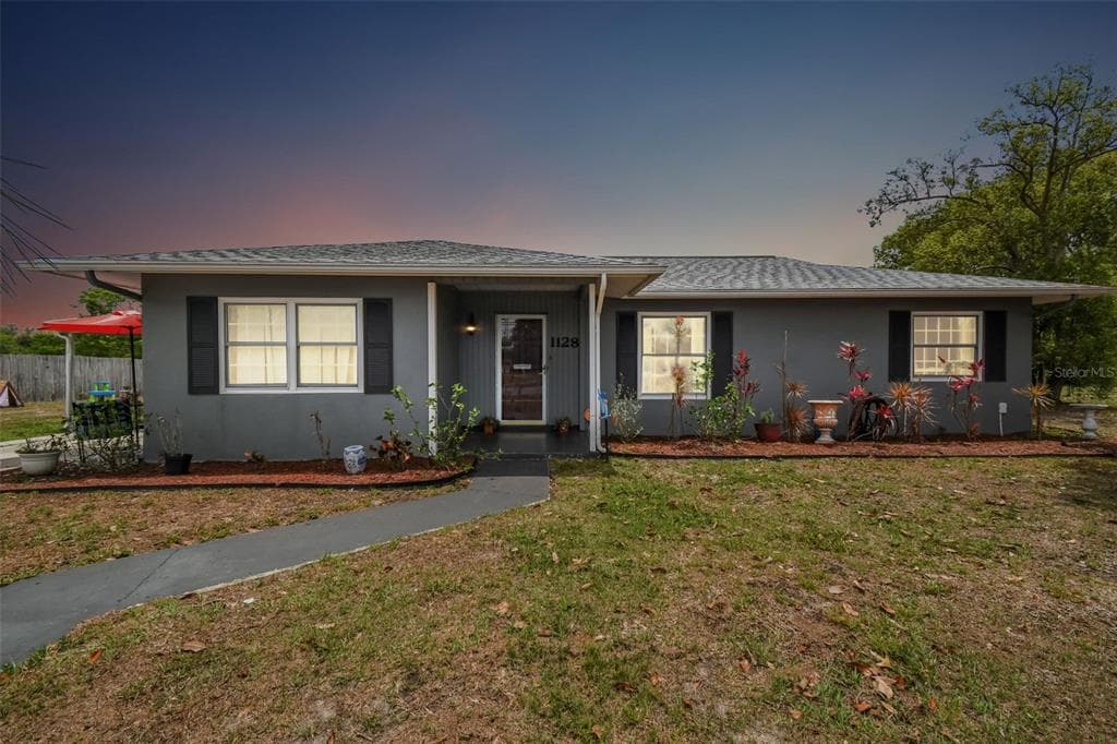 1128 TRELLIS AVENUE SPRING HILL, FL 34606