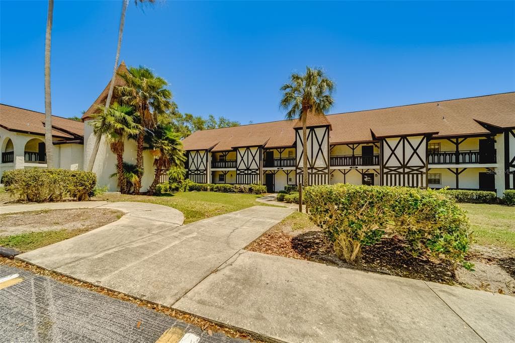 210 N BAYSHORE BOULEVARD UNIT 103 CLEARWATER, FL 33759