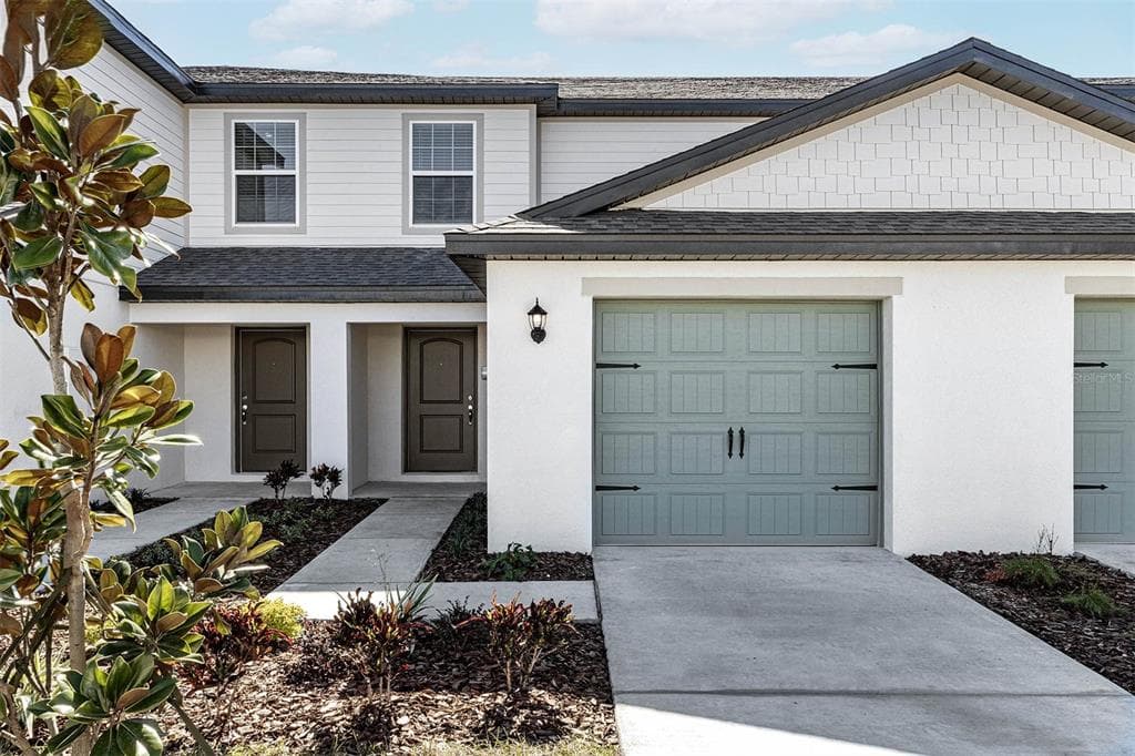 1675 WYNFORD CIRCLE TAVARES, FL 32778