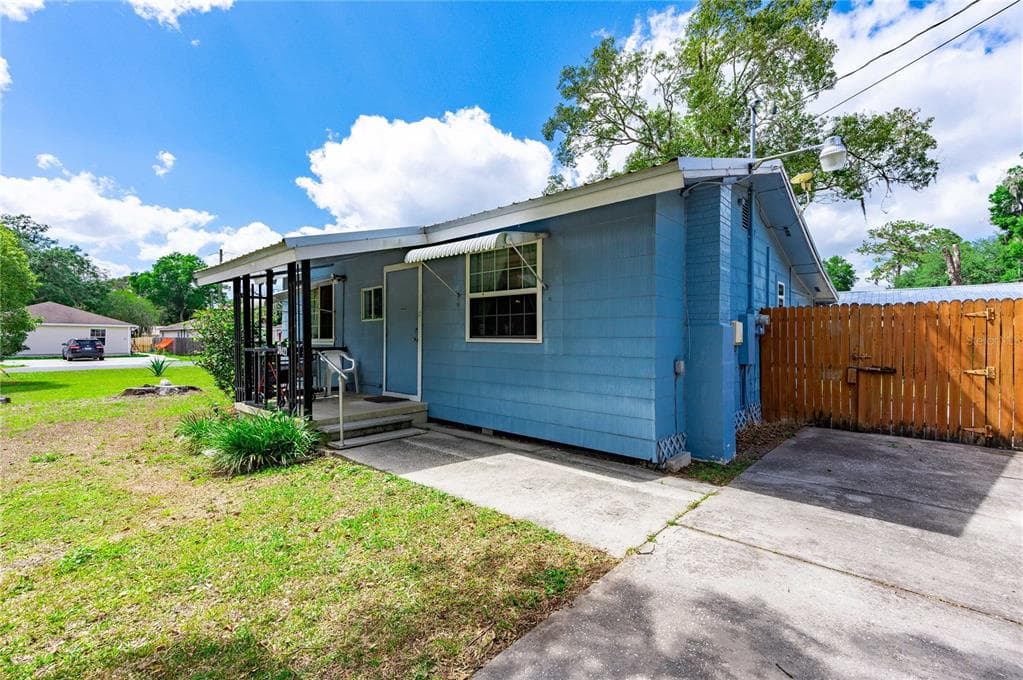 38427 C AVENUE ZEPHYRHILLS, FL 33542