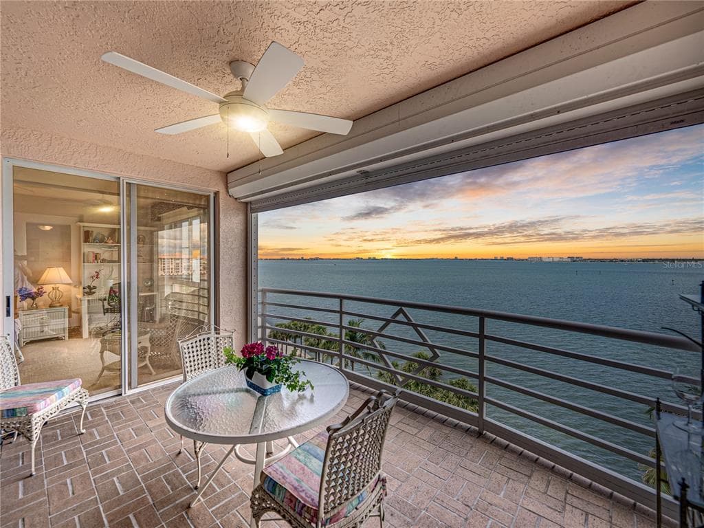 4981 BACOPA LANE S UNIT 602 ST PETERSBURG, FL 33715