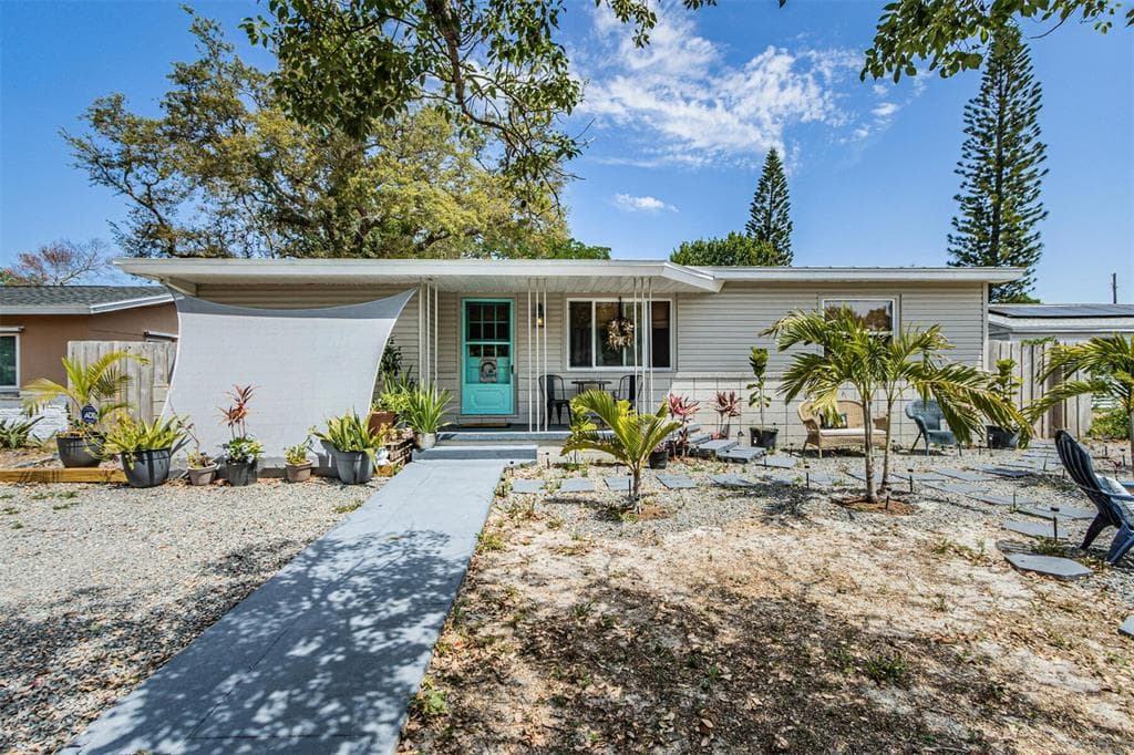 6307 8TH AVENUE S GULFPORT, FL 33707