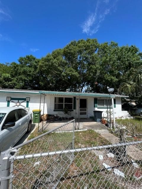 2825 DIXIE AVENUE SARASOTA, FL 34234