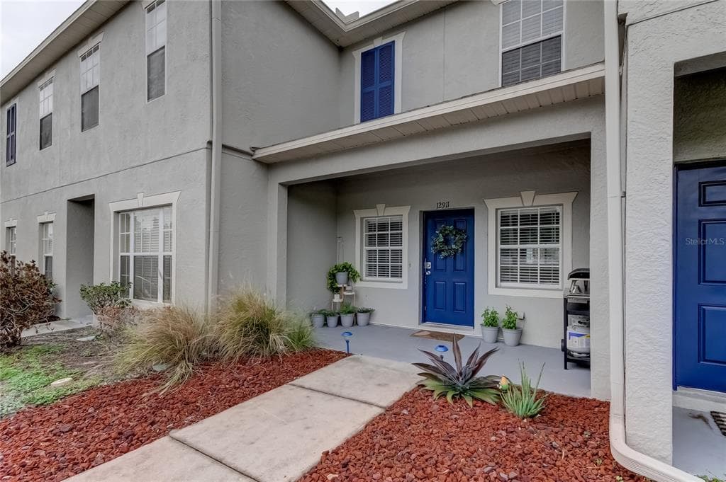 12911 KINGS CROSSING DRIVE GIBSONTON, FL 33534