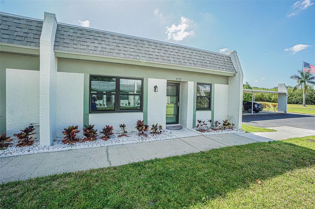 4770 LAKE BOULEVARD UNIT B CLEARWATER, FL 33762