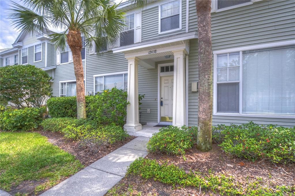 12438 COUNTRY WHITE CIRCLE TAMPA, FL 33635