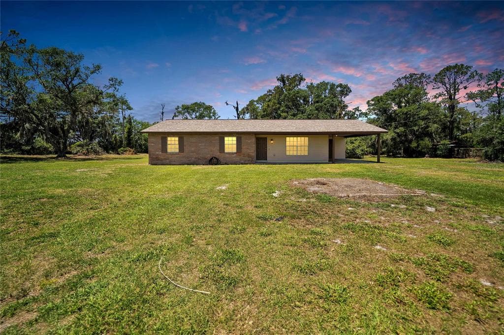 19130 GRANGE HALL LOOP WIMAUMA, FL 33598