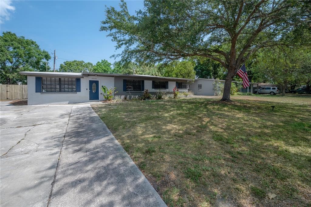 4301 W KNIGHTS AVENUE TAMPA, FL 33611