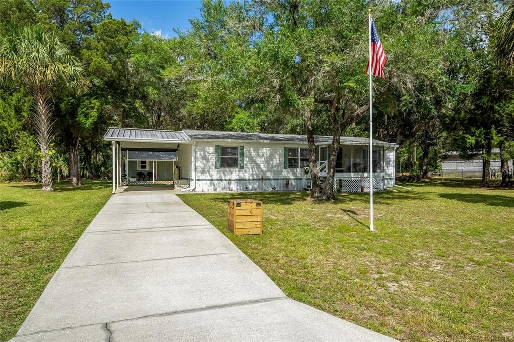 4472 N WEEWAHI POINT CRYSTAL RIVER, FL 34428