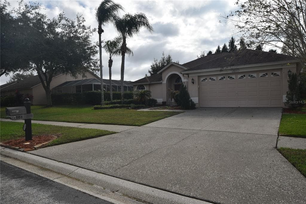 10037 COLONNADE DRIVE TAMPA, FL 33647