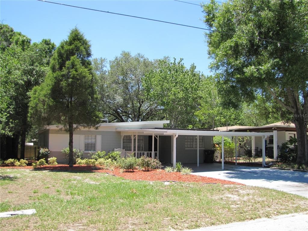 906 RALKELL ROAD TAMPA, FL 33612