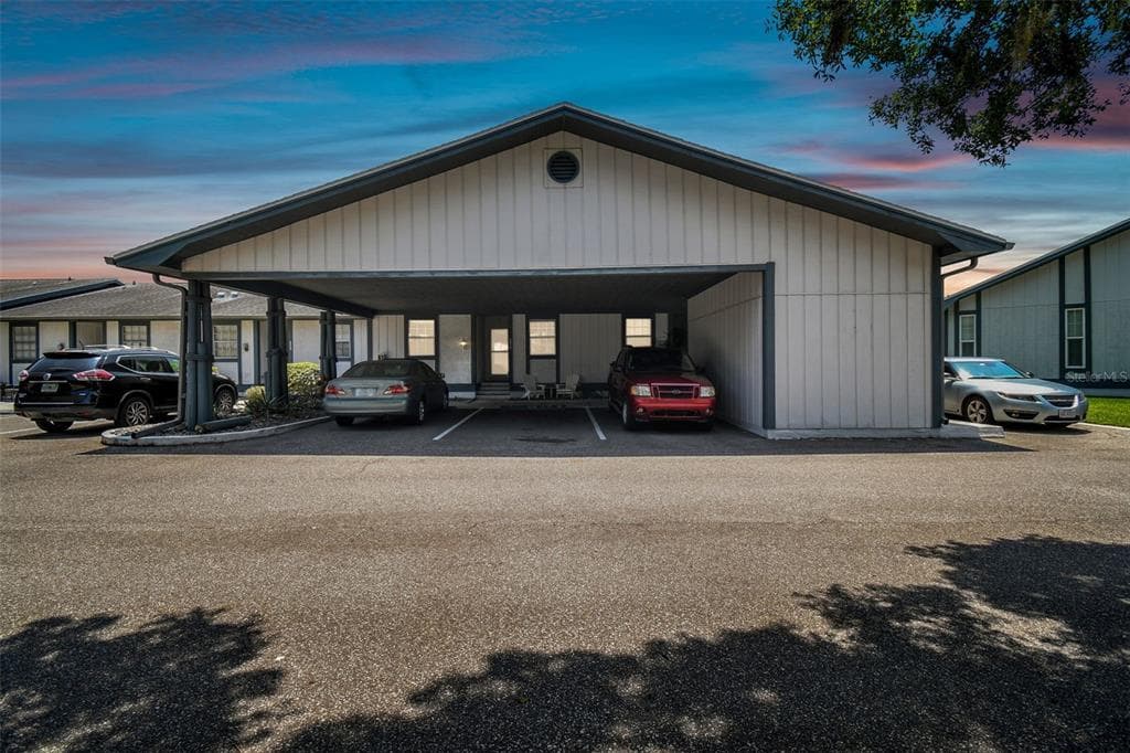4918 BAR HARBOR DRIVE UNIT n/a NEW PORT RICHEY, FL 34652