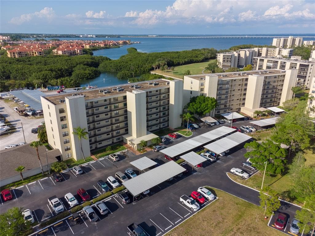 1000 COVE CAY DRIVE UNIT 4G CLEARWATER, FL 33760