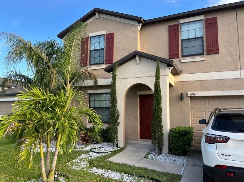 10162 CARLOWAY HILLS DRIVE WIMAUMA, FL 33598