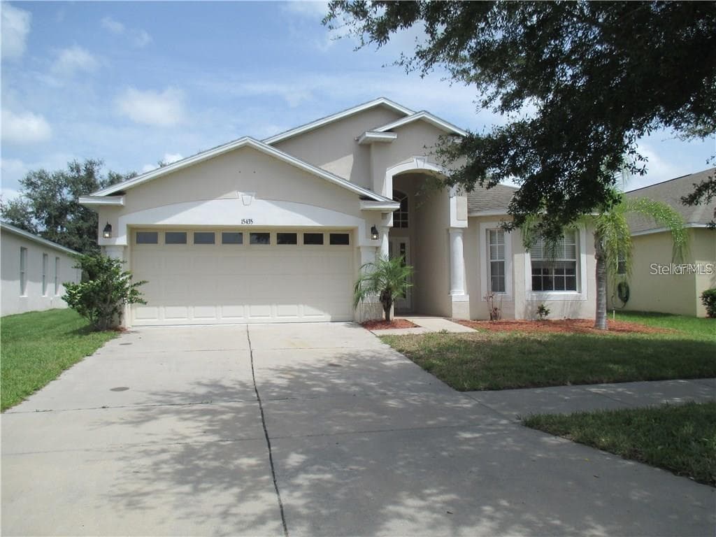 15435 LONG CYPRESS DRIVE RUSKIN, FL 33573
