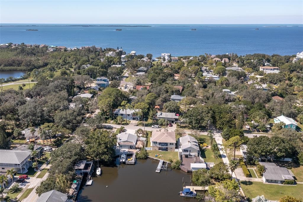 605 BROADUS STREET CRYSTAL BEACH, FL 34681