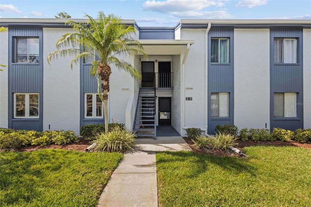 124 CYPRESS LANE UNIT 124 OLDSMAR, FL 34677