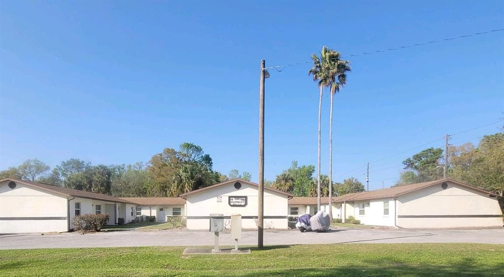 773 NE 9TH STREET UNIT J CRYSTAL RIVER, FL 34428