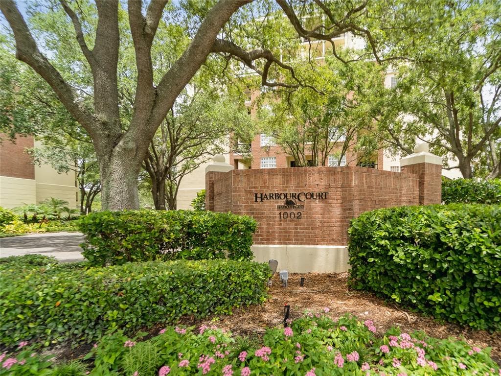 1002 S HARBOUR ISLAND BOULEVARD UNIT 1406