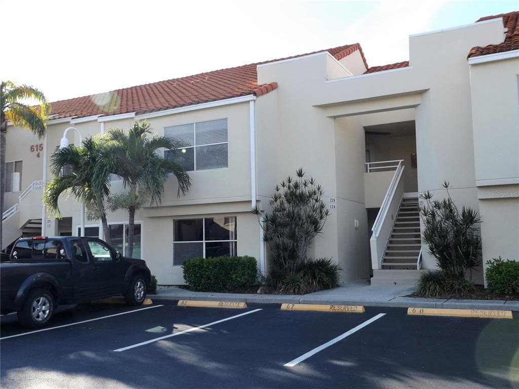 6151 BAHIA DEL MAR BOULEVARD UNIT 124 ST PETERSBURG, FL 33715
