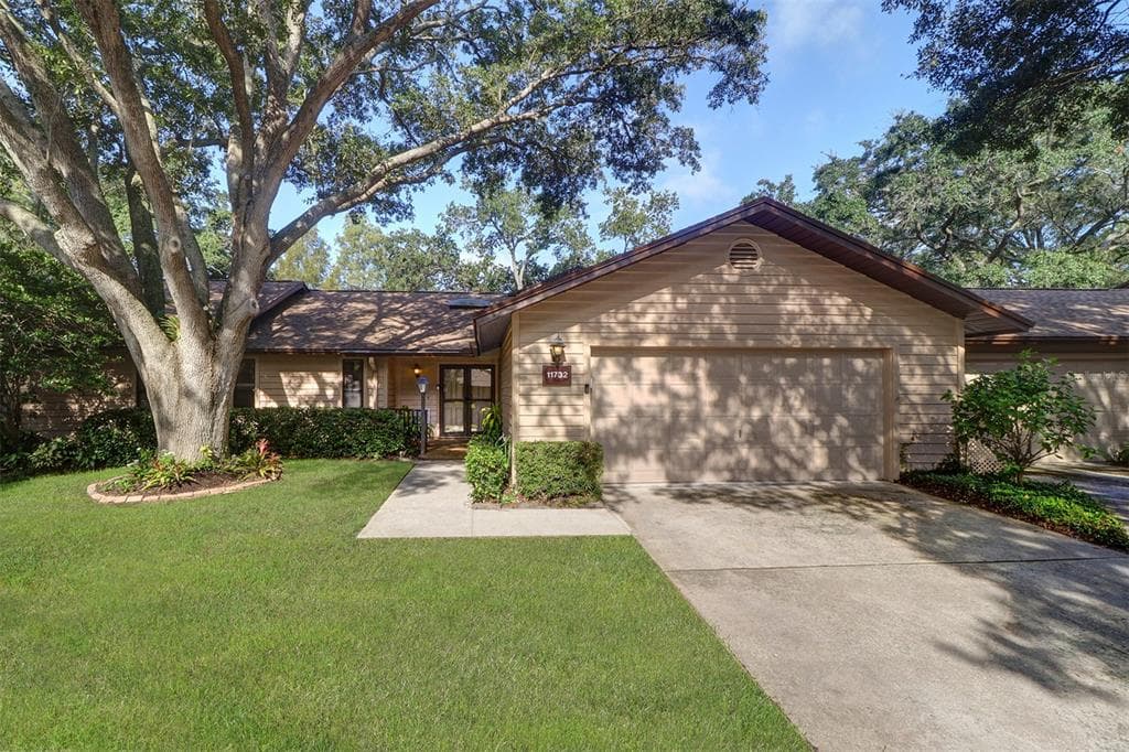 11732 RIDGEVIEW LANE SEMINOLE, FL 33772