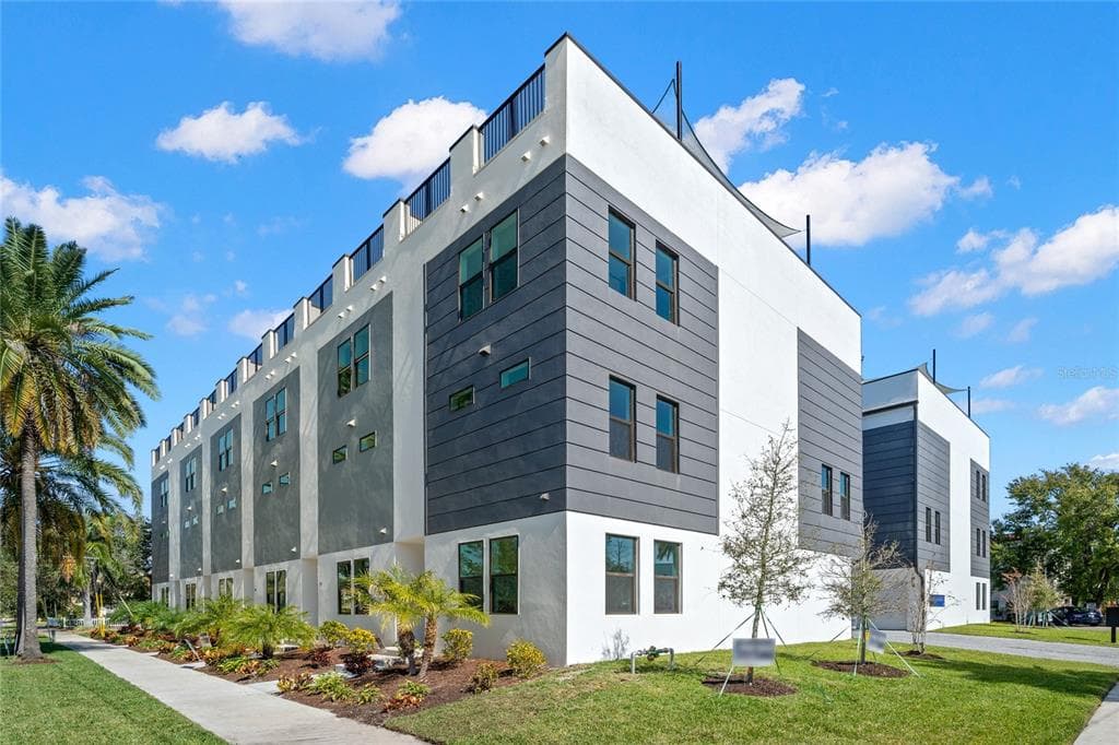 4215 W NORTH A STREET UNIT 11 TAMPA, FL 33609