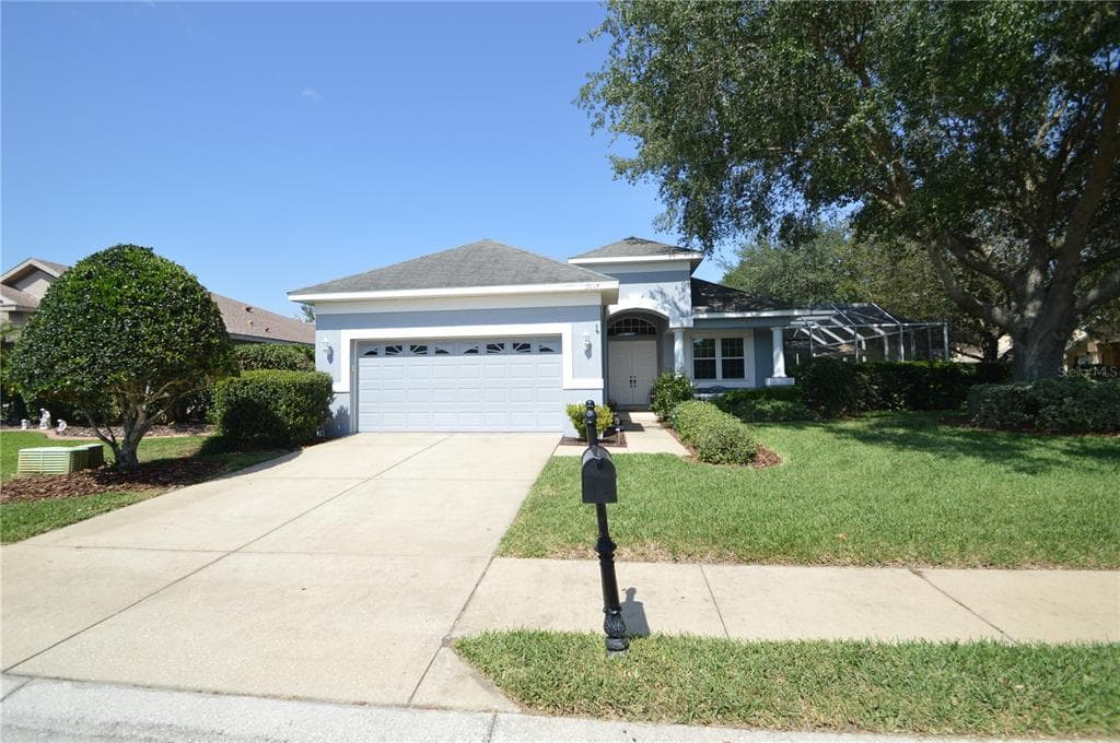 2014 BLUE BEECH COURT