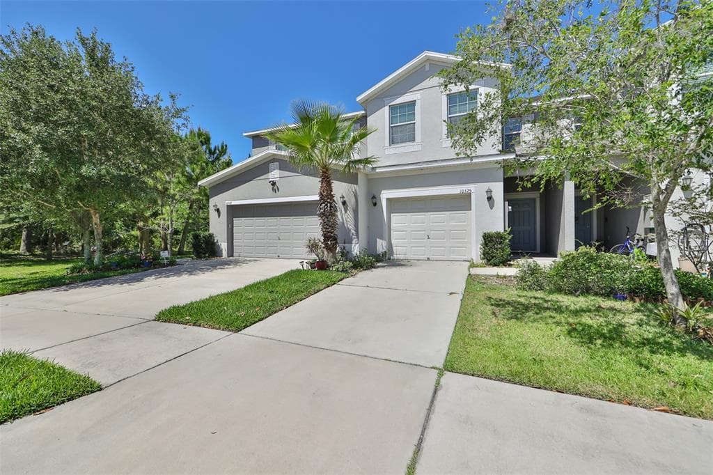 10525 LAKE MONTAUK DRIVE