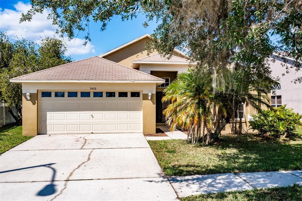 5426 NEW SAVANNAH CIRCLE WESLEY CHAPEL, FL 33545