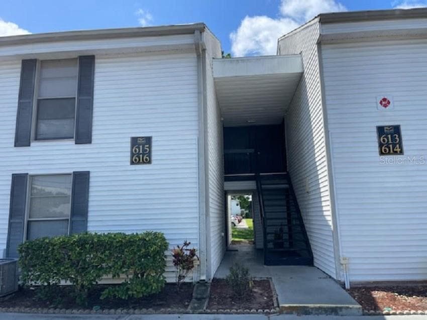 615 HAVEN PLACE UNIT 615 TARPON SPRINGS, FL 34689