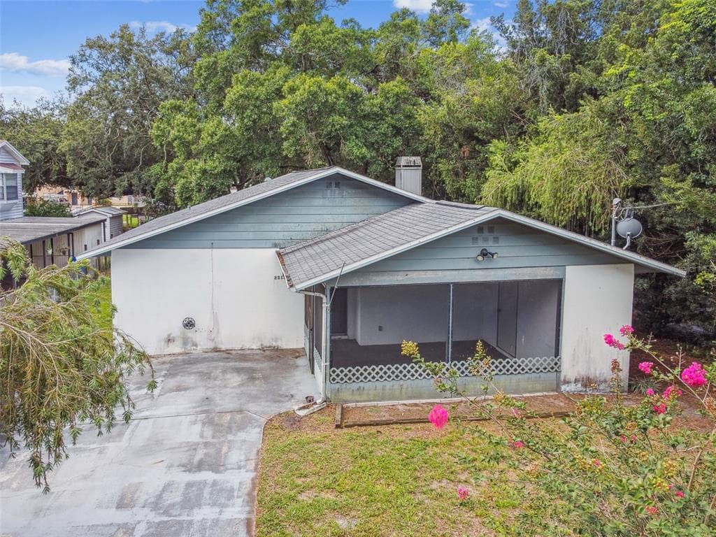 2313 E 148TH AVENUE LUTZ, FL 33549