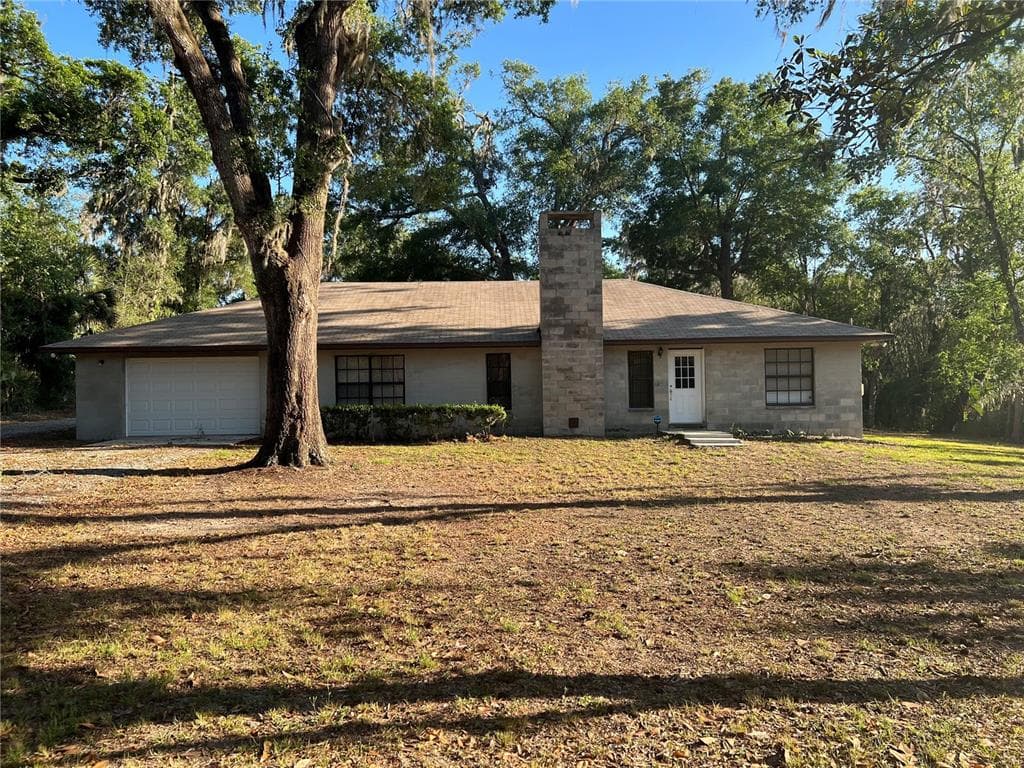 615 THOMPSON ROAD