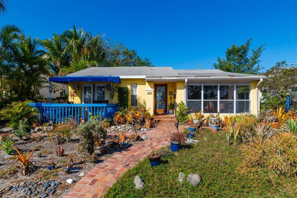 408 CHANNEL DRIVE TAMPA, FL 33606