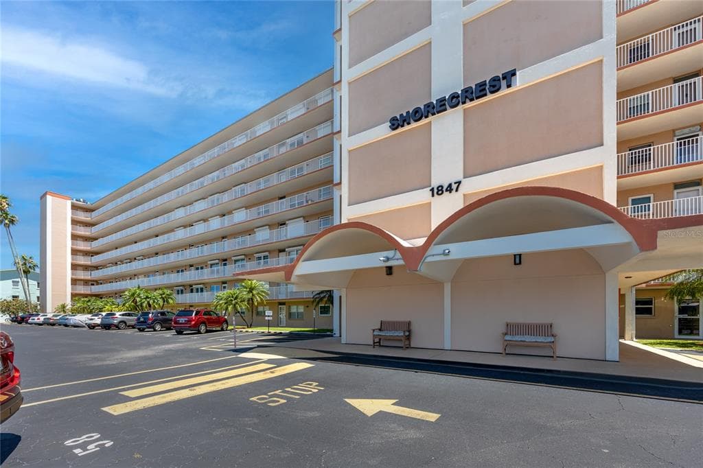 1847 SHORE DRIVE S UNIT 404 SOUTH PASADENA, FL 33707