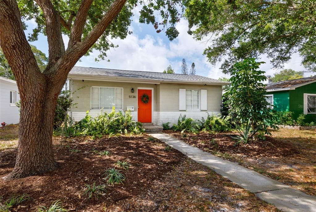 5136 4TH AVENUE N ST PETERSBURG, FL 33710