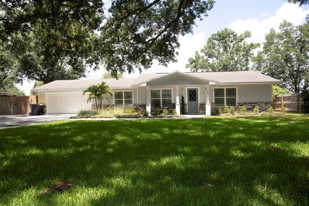 6211 WOODSFIELD WAY LAKELAND, FL 33813
