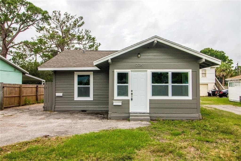 226 SW LINCOLN CIRCLE N UNIT A ST PETERSBURG, FL 33703